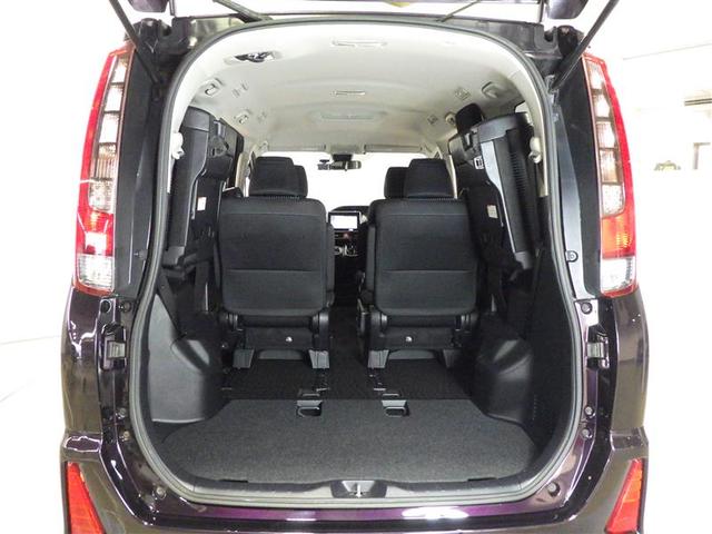 ノア Si フルセグ メモリーナビ DVD再生 バックカメラ 衝突被害軽減システム ETC 電動スライドドア LEDヘッドランプ ウオークスルー 乗車定員7人 3列シート フルエアロ アイドリングストップ CD(27枚目)