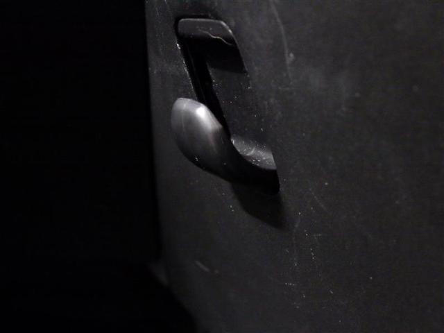 ルーミー カスタムＧ　フルセグ　ミュージックプレイヤー接続可　バックカメラ　衝突被害軽減システム　ＥＴＣ　両側電動スライド　ＬＥＤヘッドランプ　ウオークスルー　ワンオーナー　アイドリングストップ　盗難防止装置　スマートキー（13枚目）