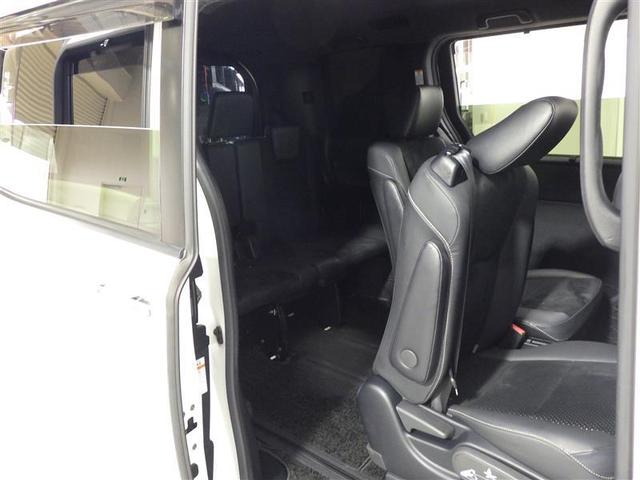 ヴォクシー ハイブリッドＺＳ　煌ＩＩＩ　フルセグ　メモリーナビ　ＤＶＤ再生　後席モニター　バックカメラ　衝突被害軽減システム　ＥＴＣ　両側電動スライド　ＬＥＤヘッドランプ　乗車定員７人　３列シート　ワンオーナー　フルエアロ　盗難防止装置（28枚目）