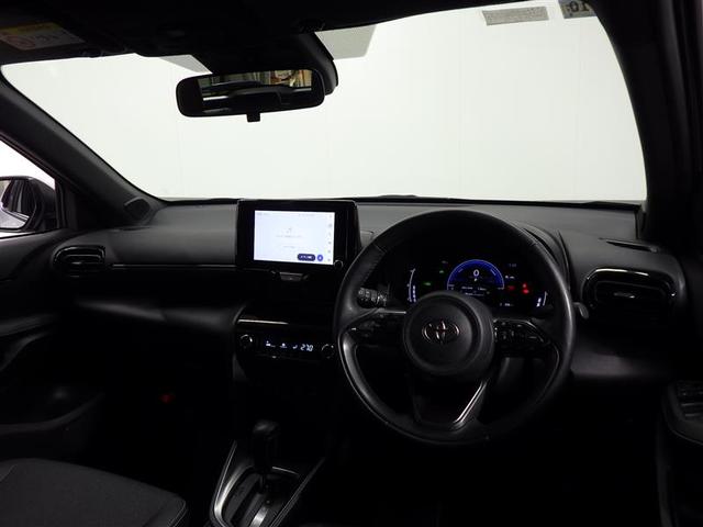 ヤリスクロス ハイブリッドZ メモリーナビ ミュージックプレイヤー接続可 バックカメラ 衝突被害軽減システム ETC LEDヘッドランプ ワンオーナー 盗難防止装置 アルミホイール 電動シート スマートキー フル装備 エアバッグ(5枚目)