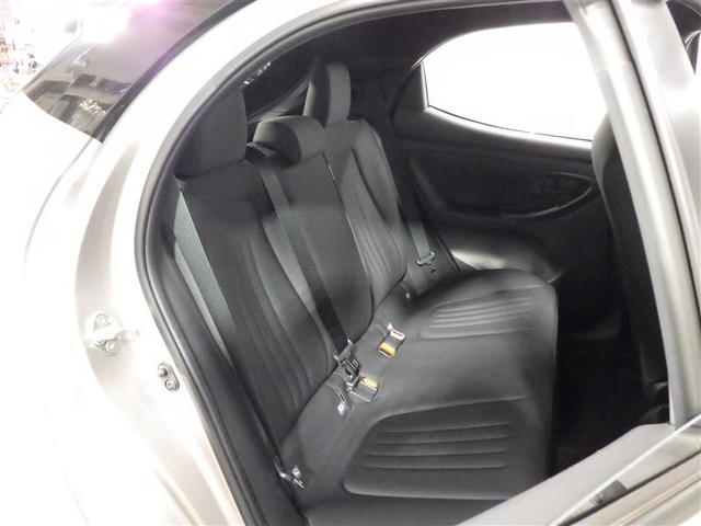 ヤリス ハイブリッドＧ　フルセグ　ミュージックプレイヤー接続可　バックカメラ　衝突被害軽減システム　ＥＴＣ　ワンオーナー　盗難防止装置　スマートキー　オートクルーズコントロール　フル装備　エアバッグ　横滑り防止機能（23枚目）