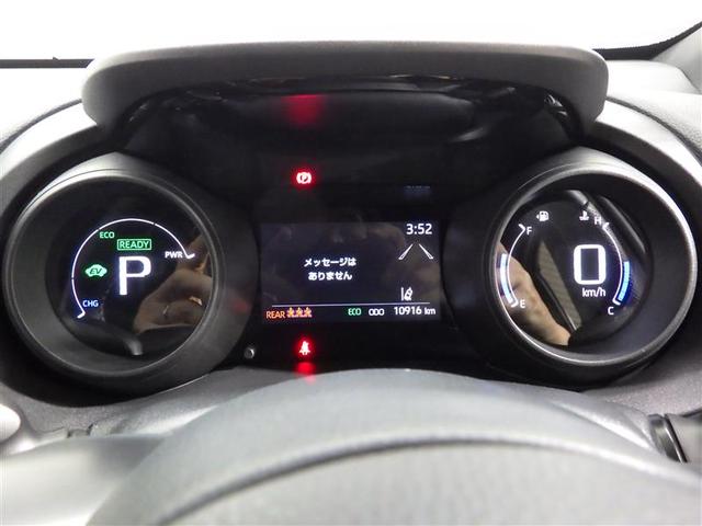 ヤリスクロス ハイブリッド　ＧＲスポーツ　フルセグ　ミュージックプレイヤー接続可　バックカメラ　衝突被害軽減システム　ＥＴＣ　ドラレコ　ＬＥＤヘッドランプ　ワンオーナー　盗難防止装置　アルミホイール　スマートキー　オートクルーズコントロール（6枚目）