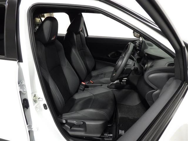 ヤリスクロス ハイブリッド　ＧＲスポーツ　フルセグ　ミュージックプレイヤー接続可　バックカメラ　衝突被害軽減システム　ＥＴＣ　ドラレコ　ＬＥＤヘッドランプ　ワンオーナー　盗難防止装置　アルミホイール　スマートキー　オートクルーズコントロール（24枚目）