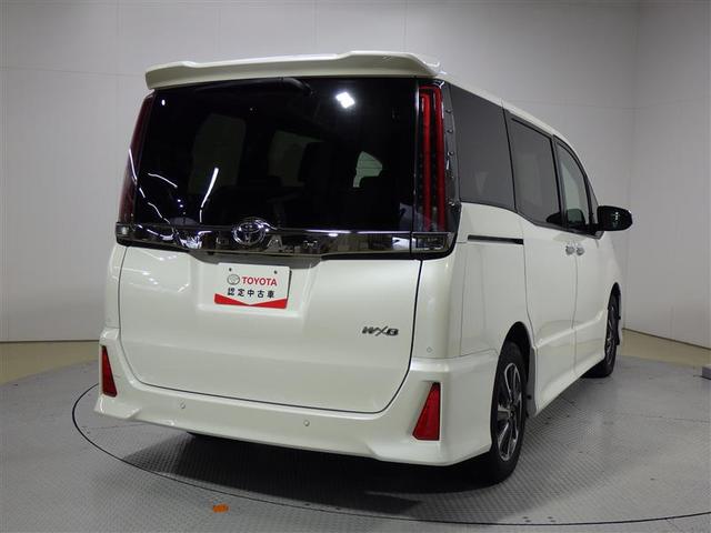 ノア Ｓｉ　ダブルバイビーＩＩＩ　フルセグ　メモリーナビ　ＤＶＤ再生　後席モニター　バックカメラ　衝突被害軽減システム　ＥＴＣ　ドラレコ　両側電動スライド　ＬＥＤヘッドランプ　ウオークスルー　乗車定員７人　３列シート　ワンオーナー（3枚目）