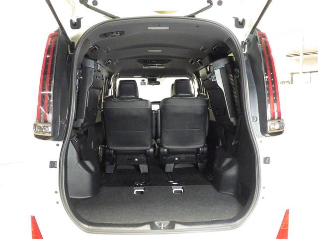 ノア Ｓｉ　ダブルバイビーＩＩＩ　フルセグ　メモリーナビ　ＤＶＤ再生　後席モニター　バックカメラ　衝突被害軽減システム　ＥＴＣ　ドラレコ　両側電動スライド　ＬＥＤヘッドランプ　ウオークスルー　乗車定員７人　３列シート　ワンオーナー（29枚目）