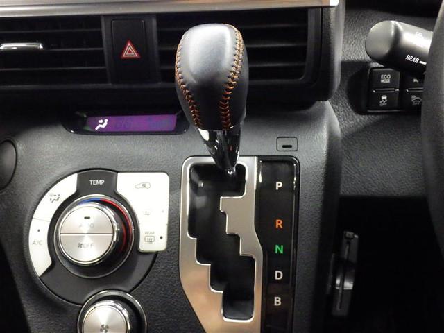 シエンタ ハイブリッドＧ　クエロ　フルセグ　メモリーナビ　ＤＶＤ再生　バックカメラ　衝突被害軽減システム　ＥＴＣ　ＬＥＤヘッドランプ　ウオークスルー　乗車定員７人　３列シート　ワンオーナー　盗難防止装置　ＣＤ　スマートキー　フル装備（13枚目）