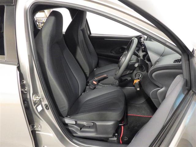 ヤリス Ｘ　メモリーナビ　ミュージックプレイヤー接続可　バックカメラ　衝突被害軽減システム　ＥＴＣ　ドラレコ　ワンオーナー　フルエアロ　アルミホイール　オートクルーズコントロール　フル装備　エアバッグ（22枚目）