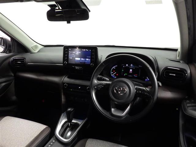 ヤリスクロス ハイブリッドＺ　フルセグ　ミュージックプレイヤー接続可　バックカメラ　衝突被害軽減システム　ＥＴＣ　ＬＥＤヘッドランプ　ワンオーナー　盗難防止装置　アルミホイール　電動シート　スマートキー　オートクルーズコントロール（5枚目）