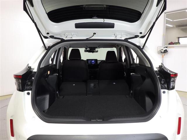 ヤリスクロス ハイブリッドＺ　フルセグ　ミュージックプレイヤー接続可　バックカメラ　衝突被害軽減システム　ＥＴＣ　ＬＥＤヘッドランプ　ワンオーナー　盗難防止装置　アルミホイール　電動シート　スマートキー　オートクルーズコントロール（28枚目）