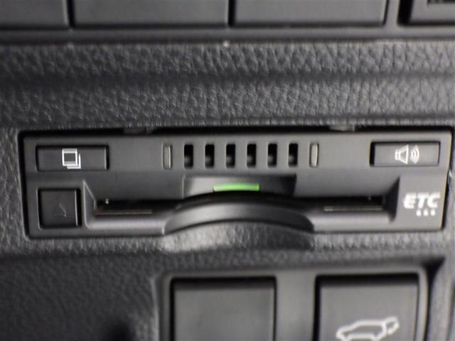 カローラクロス ハイブリッド　Ｚ　フルセグ　メモリーナビ　ミュージックプレイヤー接続可　バックカメラ　衝突被害軽減システム　ＥＴＣ　ＬＥＤヘッドランプ　ワンオーナー　盗難防止装置　アルミホイール　電動シート　スマートキー　ハーフレザー（21枚目）