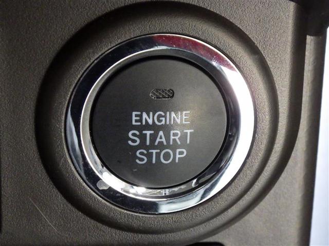 ルーミー Ｇ　ワンセグ　メモリーナビ　バックカメラ　衝突被害軽減システム　ＥＴＣ　両側電動スライド　ＬＥＤヘッドランプ　ウオークスルー　アイドリングストップ　盗難防止装置　ＣＤ　スマートキー　フル装備　エアバッグ（17枚目）