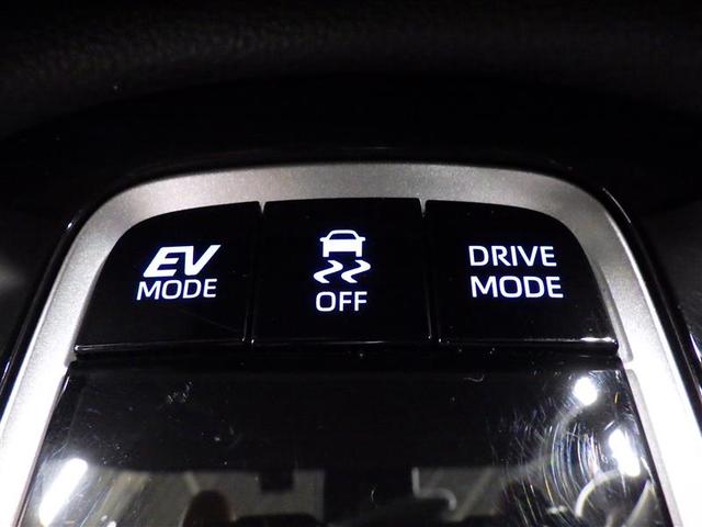 カローラクロス ハイブリッド　Ｚ　フルセグ　ＤＶＤ再生　ミュージックプレイヤー接続可　バックカメラ　衝突被害軽減システム　ＥＴＣ　ドラレコ　ＬＥＤヘッドランプ　ワンオーナー　盗難防止装置　アルミホイール　ＣＤ　電動シート　スマートキー（15枚目）