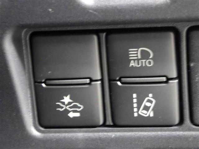 ノア Ｓｉ　ダブルバイビーＩＩ　フルセグ　メモリーナビ　ＤＶＤ再生　後席モニター　バックカメラ　衝突被害軽減システム　ＥＴＣ　両側電動スライド　ＬＥＤヘッドランプ　ウオークスルー　乗車定員７人　３列シート　ワンオーナー　フルエアロ（20枚目）