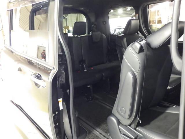 ノア Ｓｉ　ダブルバイビーＩＩ　フルセグ　メモリーナビ　ＤＶＤ再生　後席モニター　バックカメラ　衝突被害軽減システム　ＥＴＣ　両側電動スライド　ＬＥＤヘッドランプ　ウオークスルー　乗車定員７人　３列シート　ワンオーナー　フルエアロ（27枚目）