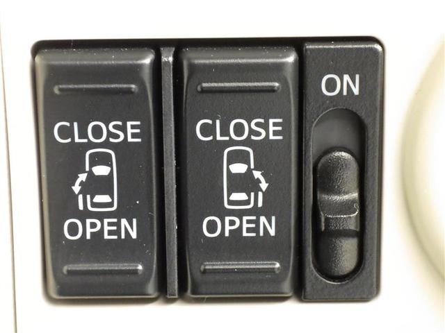 ムーヴキャンバス ＧメイクアップＶＳ　ＳＡＩＩＩ　フルセグ　メモリーナビ　ＤＶＤ再生　バックカメラ　衝突被害軽減システム　両側電動スライド　ＬＥＤヘッドランプ　アイドリングストップ　盗難防止装置　ベンチシート　ＣＤ　スマートキー　フル装備　エアバッグ（18枚目）