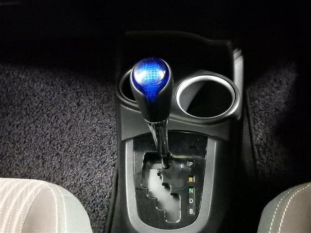 アクア Ｇ　フルセグ　メモリーナビ　ＤＶＤ再生　バックカメラ　衝突被害軽減システム　ワンオーナー　盗難防止装置　ＣＤ　スマートキー　オートクルーズコントロール　フル装備　エアバッグ　横滑り防止機能　ハイブリッド（13枚目）