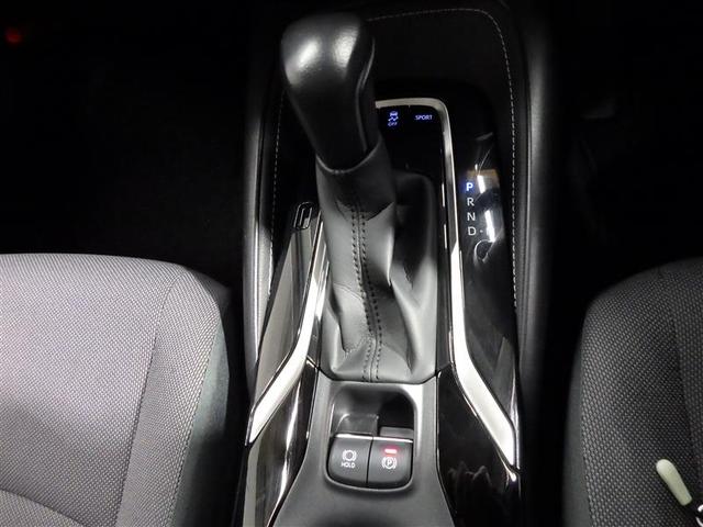 カローラ S メモリーナビ ミュージックプレイヤー接続可 バックカメラ 衝突被害軽減システム LEDヘッドランプ 盗難防止装置 アルミホイール スマートキー オートクルーズコントロール フル装備 エアバッグ(14枚目)