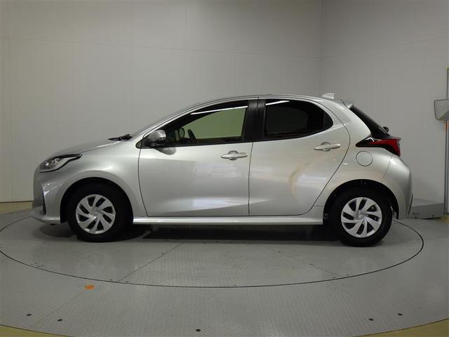 ヤリス Ｇ　ＤＶＤ再生　ミュージックプレイヤー接続可　バックカメラ　衝突被害軽減システム　ドラレコ　ＬＥＤヘッドランプ　ワンオーナー　盗難防止装置　ＣＤ　スマートキー　フル装備　エアバッグ　横滑り防止機能（2枚目）