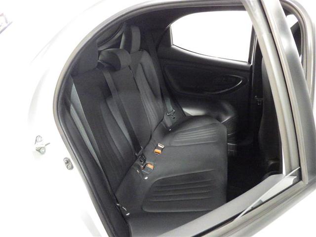 ヤリス Ｇ　ＤＶＤ再生　ミュージックプレイヤー接続可　バックカメラ　衝突被害軽減システム　ドラレコ　ＬＥＤヘッドランプ　ワンオーナー　盗難防止装置　ＣＤ　スマートキー　フル装備　エアバッグ　横滑り防止機能（22枚目）