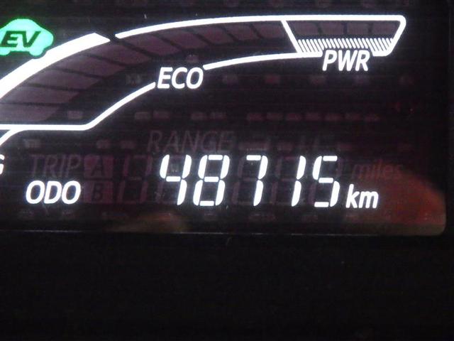 アクア Ｘ－アーバン　ワンセグ　メモリーナビ　バックカメラ　ＥＴＣ　ＬＥＤヘッドランプ　フルエアロ　盗難防止装置　アルミホイール　ＣＤ　スマートキー　ハーフレザー　フル装備　エアバッグ　横滑り防止機能　ハイブリッド（7枚目）