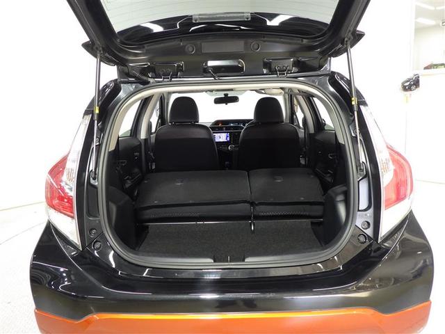 アクア Ｘ－アーバン　ワンセグ　メモリーナビ　バックカメラ　ＥＴＣ　ＬＥＤヘッドランプ　フルエアロ　盗難防止装置　アルミホイール　ＣＤ　スマートキー　ハーフレザー　フル装備　エアバッグ　横滑り防止機能　ハイブリッド（24枚目）