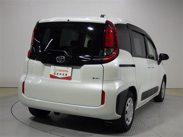 シエンタ ハイブリッドＧ　フルセグ　メモリーナビ　ミュージックプレイヤー接続可　バックカメラ　衝突被害軽減システム　ＥＴＣ　ドラレコ　両側電動スライド　ＬＥＤヘッドランプ　ウオークスルー　ワンオーナー　盗難防止装置　フル装備（3枚目）