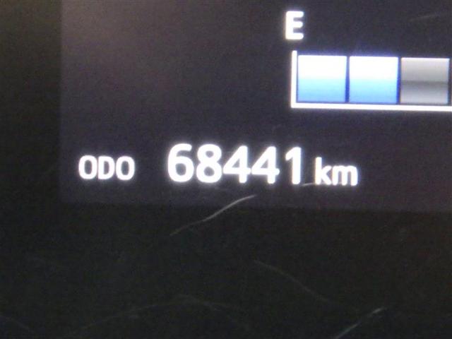 シエンタ Ｘ　フルセグ　メモリーナビ　ＤＶＤ再生　バックカメラ　衝突被害軽減システム　ＥＴＣ　電動スライドドア　ＬＥＤヘッドランプ　ウオークスルー　乗車定員７人　３列シート　ワンオーナー　アイドリングストップ　ＣＤ（7枚目）