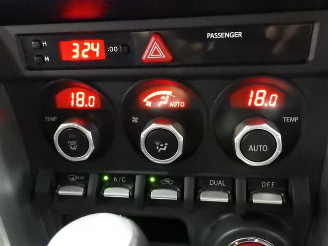 ８６ ＧＴリミテッド　フルセグ　メモリーナビ　ＤＶＤ再生　ミュージックプレイヤー接続可　バックカメラ　ＬＥＤヘッドランプ　盗難防止装置　アルミホイール　ＣＤ　スマートキー　オートクルーズコントロール　ハーフレザー　フル装備（12枚目）