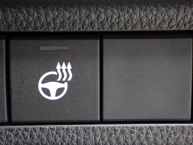 ＲＡＶ４ Ｇ　Ｚパッケージ　４ＷＤ　フルセグ　メモリーナビ　ＤＶＤ再生　バックカメラ　衝突被害軽減システム　ＬＥＤヘッドランプ　ワンオーナー　盗難防止装置　アルミホイール　ＣＤ　電動シート　スマートキー　展示・試乗車　フル装備（21枚目）
