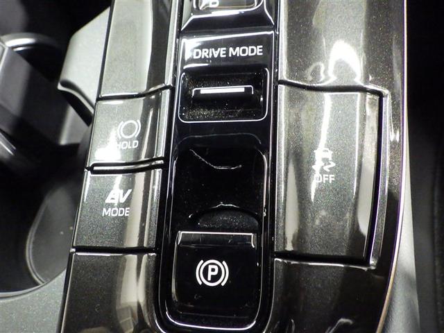 クラウンスポーツ Ｚ　革シート　４ＷＤ　フルセグ　メモリーナビ　ミュージックプレイヤー接続可　バックカメラ　衝突被害軽減システム　ＥＴＣ　ＬＥＤヘッドランプ　ワンオーナー　盗難防止装置　アルミホイール　電動シート　フル装備（15枚目）