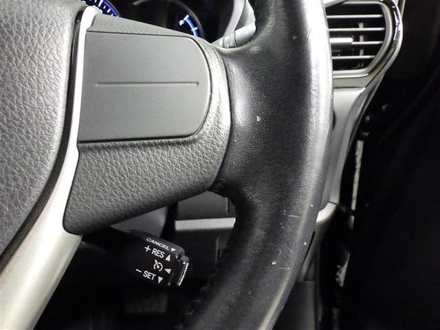 エスクァイア ハイブリッドＧｉ　ブラックテーラード　フルセグ　メモリーナビ　ＤＶＤ再生　バックカメラ　衝突被害軽減システム　ＥＴＣ　両側電動スライド　ＨＩＤヘッドライト　ウオークスルー　乗車定員７人　３列シート　盗難防止装置　アルミホイール　ＣＤ（18枚目）