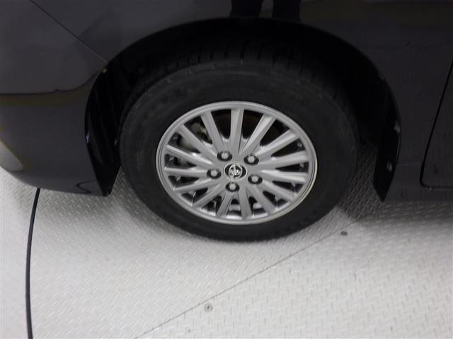 エスクァイア ハイブリッドＧｉ　ブラックテーラード　フルセグ　メモリーナビ　ＤＶＤ再生　バックカメラ　衝突被害軽減システム　ＥＴＣ　両側電動スライド　ＨＩＤヘッドライト　ウオークスルー　乗車定員７人　３列シート　盗難防止装置　アルミホイール　ＣＤ（31枚目）