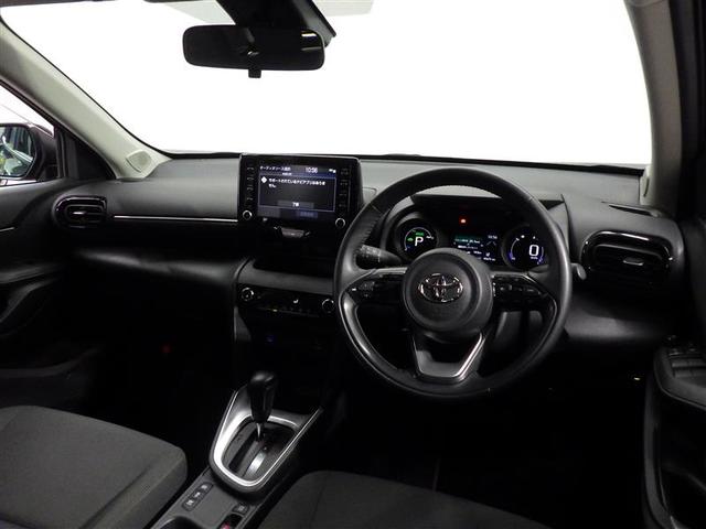 ヤリスクロス ハイブリッドG ミュージックプレイヤー接続可 バックカメラ 衝突被害軽減システム ETC 盗難防止装置 アルミホイール スマートキー オートクルーズコントロール フル装備 エアバッグ 横滑り防止機能 ハイブリッド(5枚目)