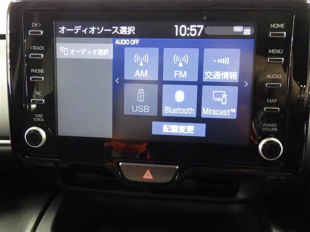 ヤリスクロス ハイブリッドG ミュージックプレイヤー接続可 バックカメラ 衝突被害軽減システム ETC 盗難防止装置 アルミホイール スマートキー オートクルーズコントロール フル装備 エアバッグ 横滑り防止機能 ハイブリッド(11枚目)