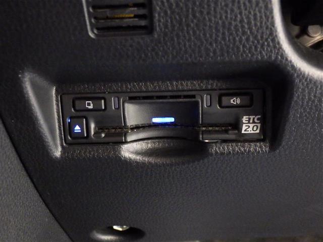 ヴォクシー ハイブリッドＳ－Ｚ　フルセグ　メモリーナビ　ＤＶＤ再生　ミュージックプレイヤー接続可　後席モニター　バックカメラ　衝突被害軽減システム　ＥＴＣ　両側電動スライド　ＬＥＤヘッドランプ　乗車定員７人　３列シート　ワンオーナー（19枚目）