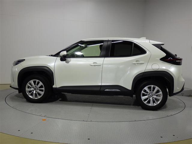 ヤリスクロス Ｇ　４ＷＤ　ミュージックプレイヤー接続可　バックカメラ　衝突被害軽減システム　ＥＴＣ　ドラレコ　ＬＥＤヘッドランプ　ワンオーナー　盗難防止装置　アルミホイール　スマートキー　オートクルーズコントロール（2枚目）