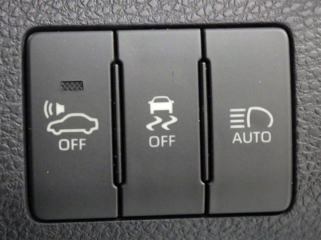 ハリアーハイブリッド プログレス 4WD フルセグ メモリーナビ DVD再生 ミュージックプレイヤー接続可 バックカメラ 衝突被害軽減システム ETC LEDヘッドランプ 盗難防止装置 アルミホイール CD 電動シート スマートキー(17枚目)