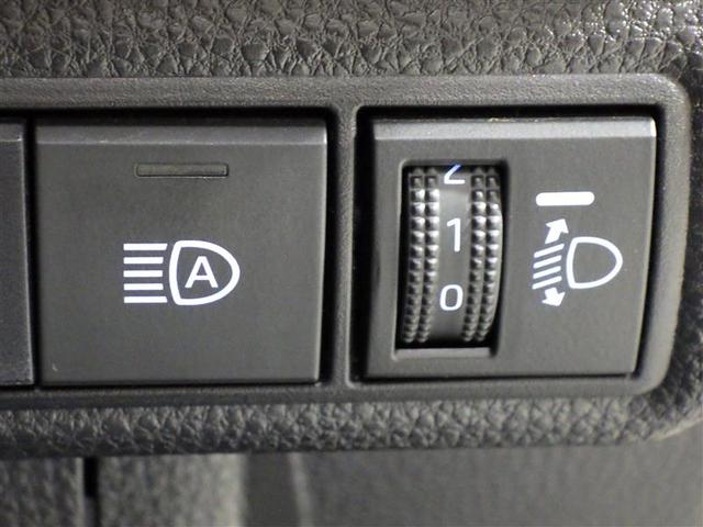 カローラツーリング ハイブリッド G-X メモリーナビ バックカメラ 衝突被害軽減システム ETC LEDヘッドランプ 盗難防止装置 スマートキー オートクルーズコントロール フル装備 エアバッグ 横滑り防止機能 ハイブリッド(18枚目)