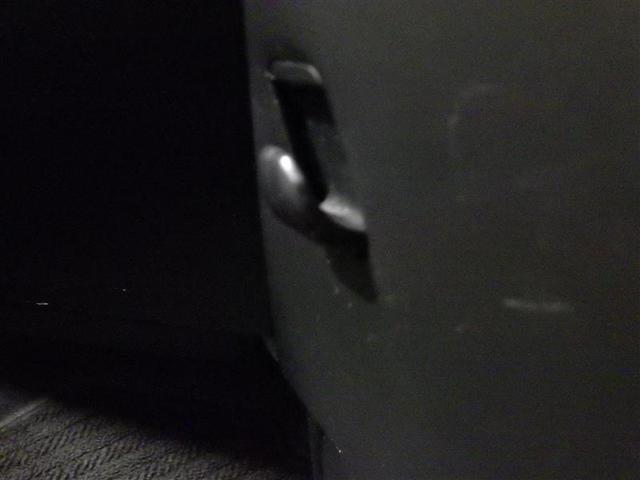 タンク G フルセグ メモリーナビ DVD再生 ミュージックプレイヤー接続可 衝突被害軽減システム ETC 両側電動スライド LEDヘッドランプ ウオークスルー アイドリングストップ 盗難防止装置 CD フル装備(12枚目)