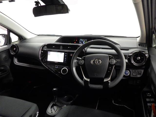 アクア Ｓスタイルブラック　フルセグ　メモリーナビ　ＤＶＤ再生　バックカメラ　衝突被害軽減システム　ＥＴＣ　ワンオーナー　盗難防止装置　ＣＤ　スマートキー　フル装備　エアバッグ　横滑り防止機能　ハイブリッド（5枚目）