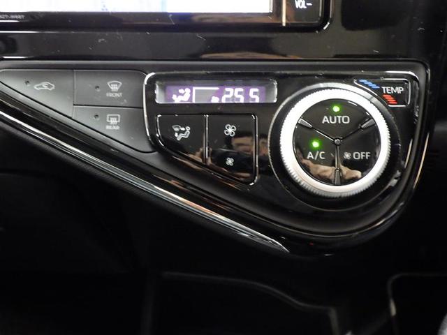 アクア Ｓスタイルブラック　フルセグ　メモリーナビ　ＤＶＤ再生　バックカメラ　衝突被害軽減システム　ＥＴＣ　ワンオーナー　盗難防止装置　ＣＤ　スマートキー　フル装備　エアバッグ　横滑り防止機能　ハイブリッド（12枚目）