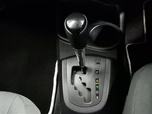 アクア Ｓスタイルブラック　フルセグ　メモリーナビ　ＤＶＤ再生　バックカメラ　衝突被害軽減システム　ＥＴＣ　ワンオーナー　盗難防止装置　ＣＤ　スマートキー　フル装備　エアバッグ　横滑り防止機能　ハイブリッド（13枚目）