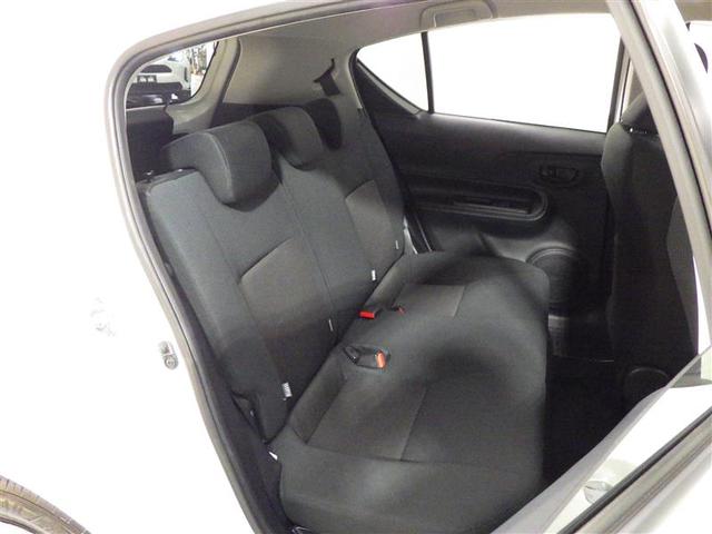 アクア Ｓスタイルブラック　フルセグ　メモリーナビ　ＤＶＤ再生　バックカメラ　衝突被害軽減システム　ＥＴＣ　ワンオーナー　盗難防止装置　ＣＤ　スマートキー　フル装備　エアバッグ　横滑り防止機能　ハイブリッド（23枚目）