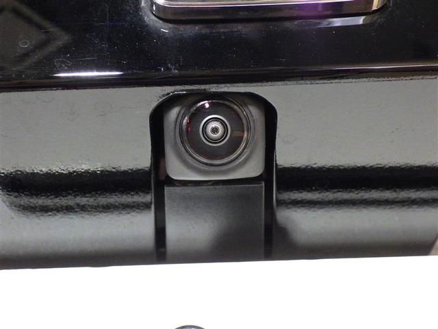 ノア Ｘ　メモリーナビ　ミュージックプレイヤー接続可　バックカメラ　衝突被害軽減システム　ドラレコ　電動スライドドア　ＬＥＤヘッドランプ　ウオークスルー　乗車定員７人　３列シート　ワンオーナー　フル装備（4枚目）