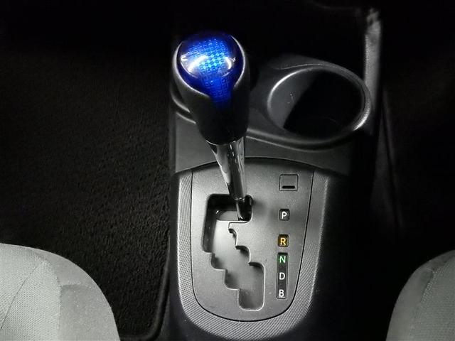 アクア S メモリーナビ ミュージックプレイヤー接続可 バックカメラ 衝突被害軽減システム ETC フル装備 エアバッグ 横滑り防止機能 ハイブリッド(13枚目)