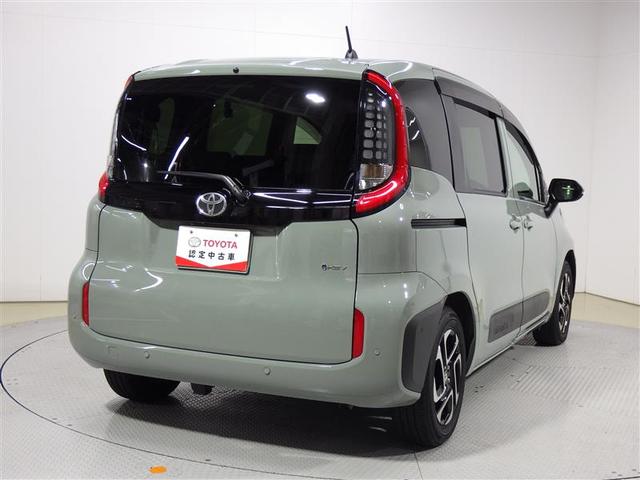 シエンタ ハイブリッドZ フルセグ メモリーナビ ミュージックプレイヤー接続可 バックカメラ 衝突被害軽減システム ETC ドラレコ 両側電動スライド LEDヘッドランプ ウオークスルー 乗車定員7人 3列シート ワンオーナー(3枚目)