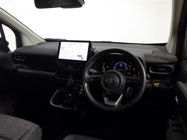 シエンタ ハイブリッドＺ　フルセグ　メモリーナビ　バックカメラ　衝突被害軽減システム　ＥＴＣ　両側電動スライド　ＬＥＤヘッドランプ　ウオークスルー　盗難防止装置　スマートキー　オートクルーズコントロール　フル装備　エアバッグ（5枚目）