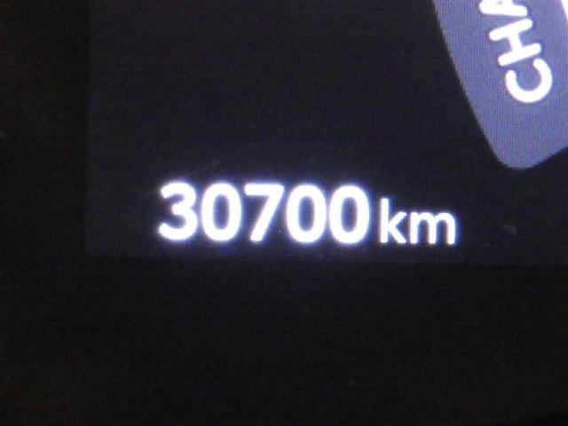 シエンタ ハイブリッドＺ　フルセグ　メモリーナビ　バックカメラ　衝突被害軽減システム　ＥＴＣ　両側電動スライド　ＬＥＤヘッドランプ　ウオークスルー　盗難防止装置　スマートキー　オートクルーズコントロール　フル装備　エアバッグ（7枚目）