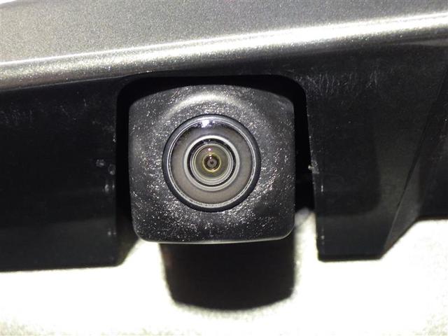 アクア クロスオーバー　グラム　フルセグ　メモリーナビ　ＤＶＤ再生　バックカメラ　衝突被害軽減システム　ＥＴＣ　ＬＥＤヘッドランプ　盗難防止装置　アルミホイール　ＣＤ　スマートキー　フル装備　エアバッグ　横滑り防止機能　ハイブリッド（4枚目）