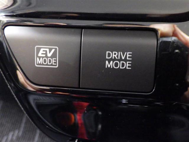 プリウス Ａ　フルセグ　メモリーナビ　ＤＶＤ再生　バックカメラ　衝突被害軽減システム　ＥＴＣ　ＬＥＤヘッドランプ　ワンオーナー　盗難防止装置　アルミホイール　ＣＤ　電動シート　スマートキー　フル装備　エアバッグ（14枚目）